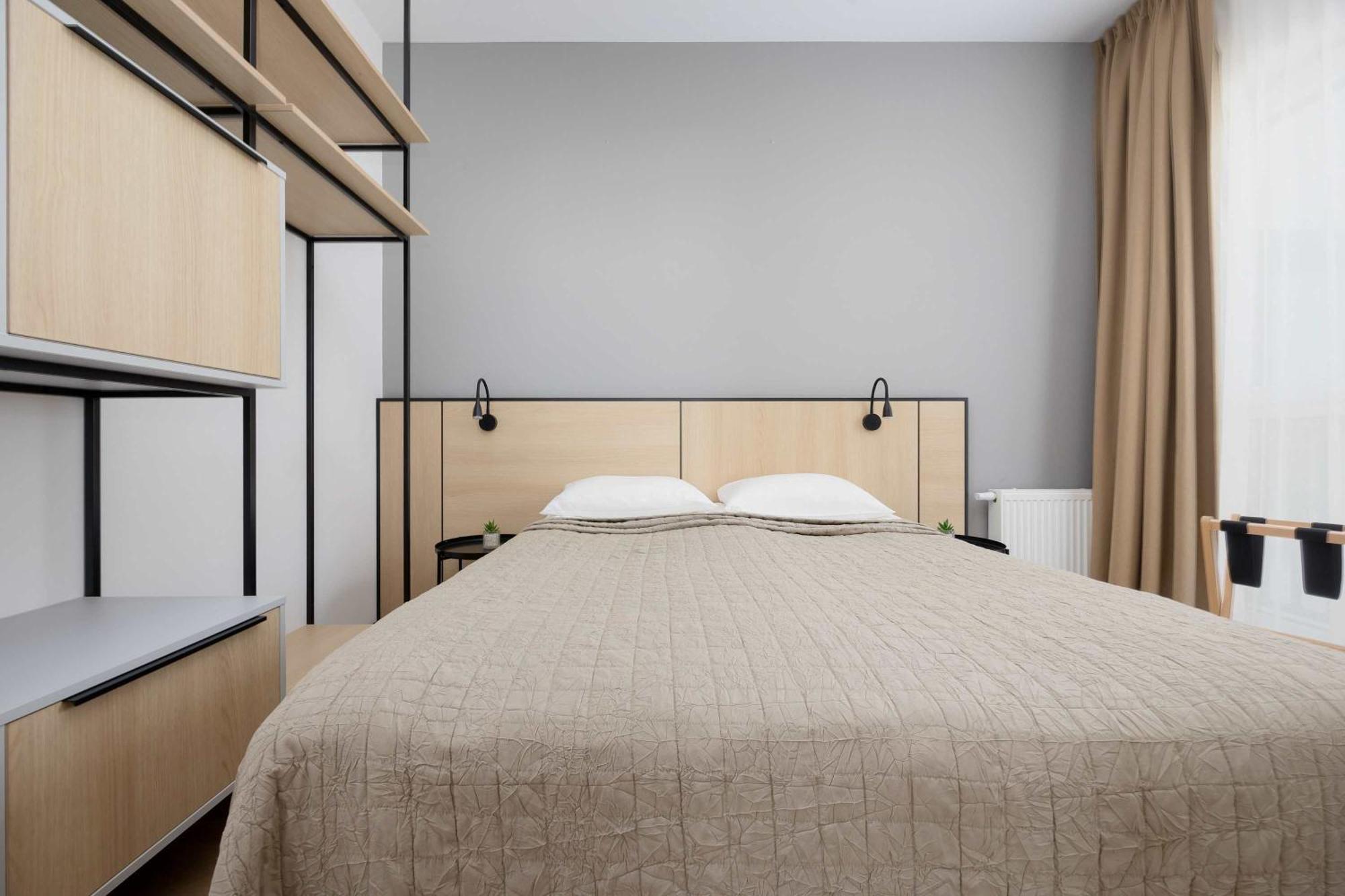 Exceptional For 3 People By Renters Apartament